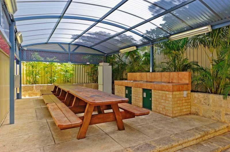 Mountway Holiday Apartments Perth Eksteriør billede